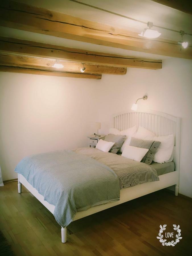 Gute Stube Apartment Weiden am See Luaran gambar