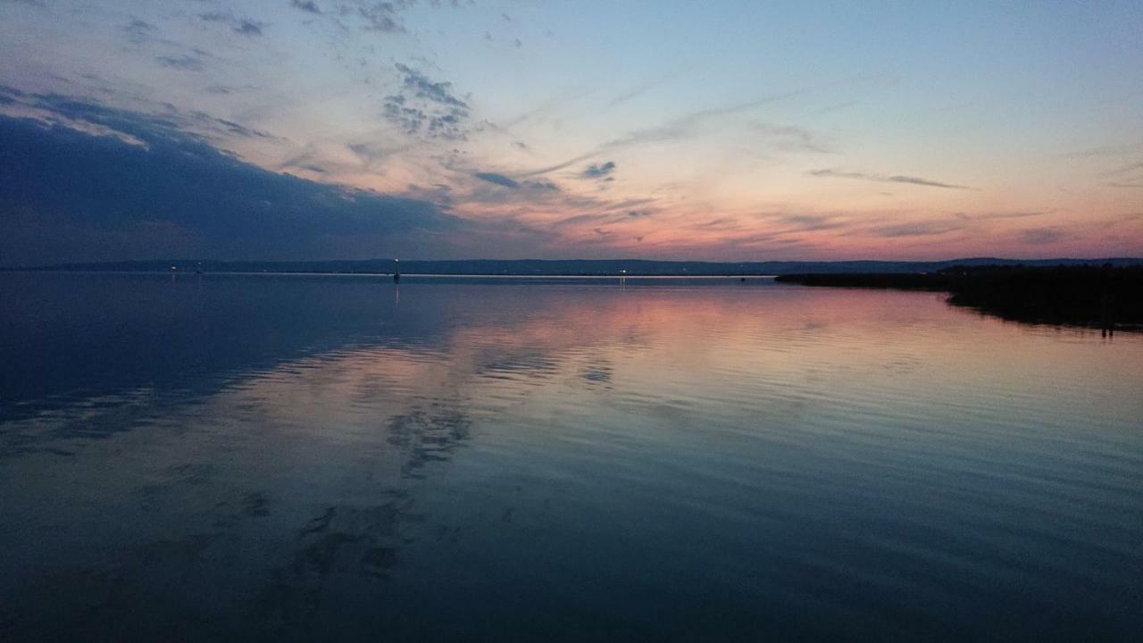 Gute Stube Apartment Weiden am See Luaran gambar